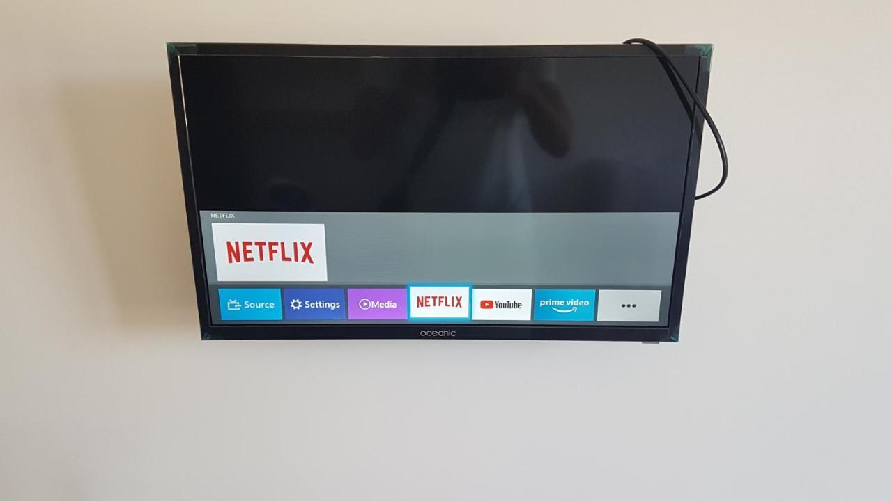 New Cheap Private Room, Kitchen , Overwieuw Sea,Tram On Spot, 12 Minutes From Nice Train Station With Tram , Beach In 17 Min Tram , Chambre Privee Pas Cher, Cuisine Equipee , Tram Sur Place, Apercu Mer, 12 Min De La Gare De Nice Avec Le Tram, 17 Min מראה חיצוני תמונה
