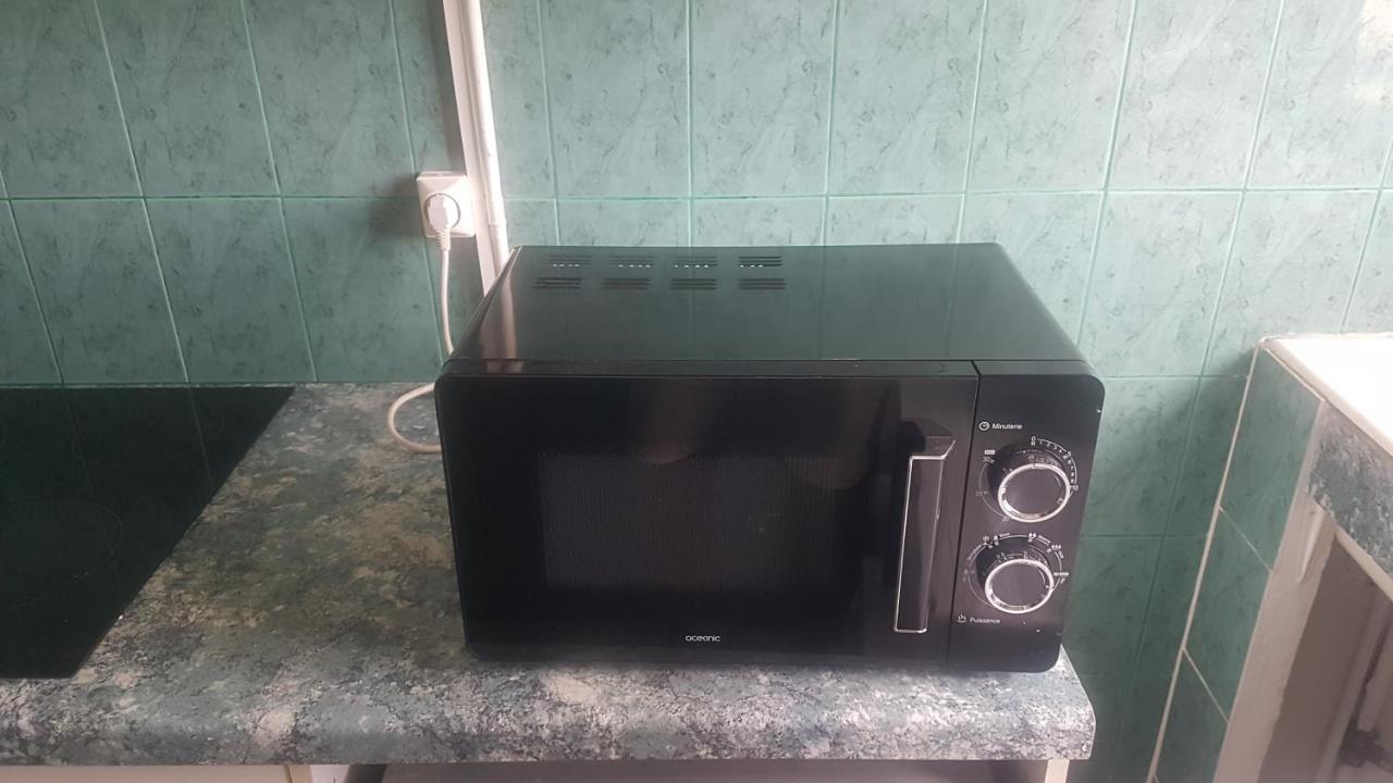 New Cheap Private Room, Kitchen , Overwieuw Sea,Tram On Spot, 12 Minutes From Nice Train Station With Tram , Beach In 17 Min Tram , Chambre Privee Pas Cher, Cuisine Equipee , Tram Sur Place, Apercu Mer, 12 Min De La Gare De Nice Avec Le Tram, 17 Min מראה חיצוני תמונה