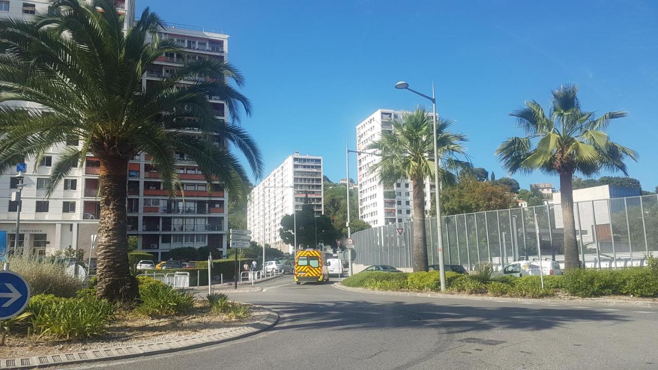 New Cheap Private Room, Kitchen , Overwieuw Sea,Tram On Spot, 12 Minutes From Nice Train Station With Tram , Beach In 17 Min Tram , Chambre Privee Pas Cher, Cuisine Equipee , Tram Sur Place, Apercu Mer, 12 Min De La Gare De Nice Avec Le Tram, 17 Min מראה חיצוני תמונה