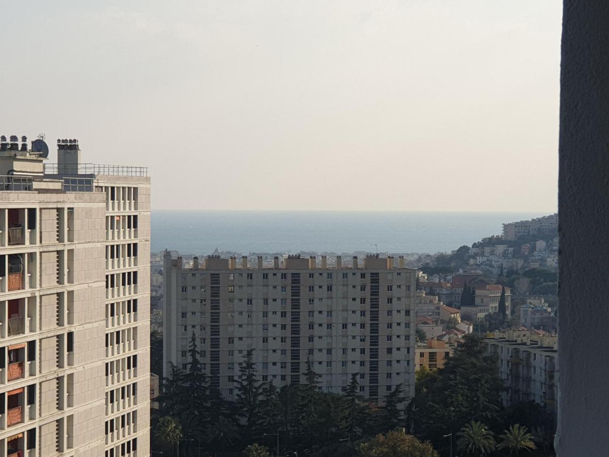 New Cheap Private Room, Kitchen , Overwieuw Sea,Tram On Spot, 12 Minutes From Nice Train Station With Tram , Beach In 17 Min Tram , Chambre Privee Pas Cher, Cuisine Equipee , Tram Sur Place, Apercu Mer, 12 Min De La Gare De Nice Avec Le Tram, 17 Min מראה חיצוני תמונה
