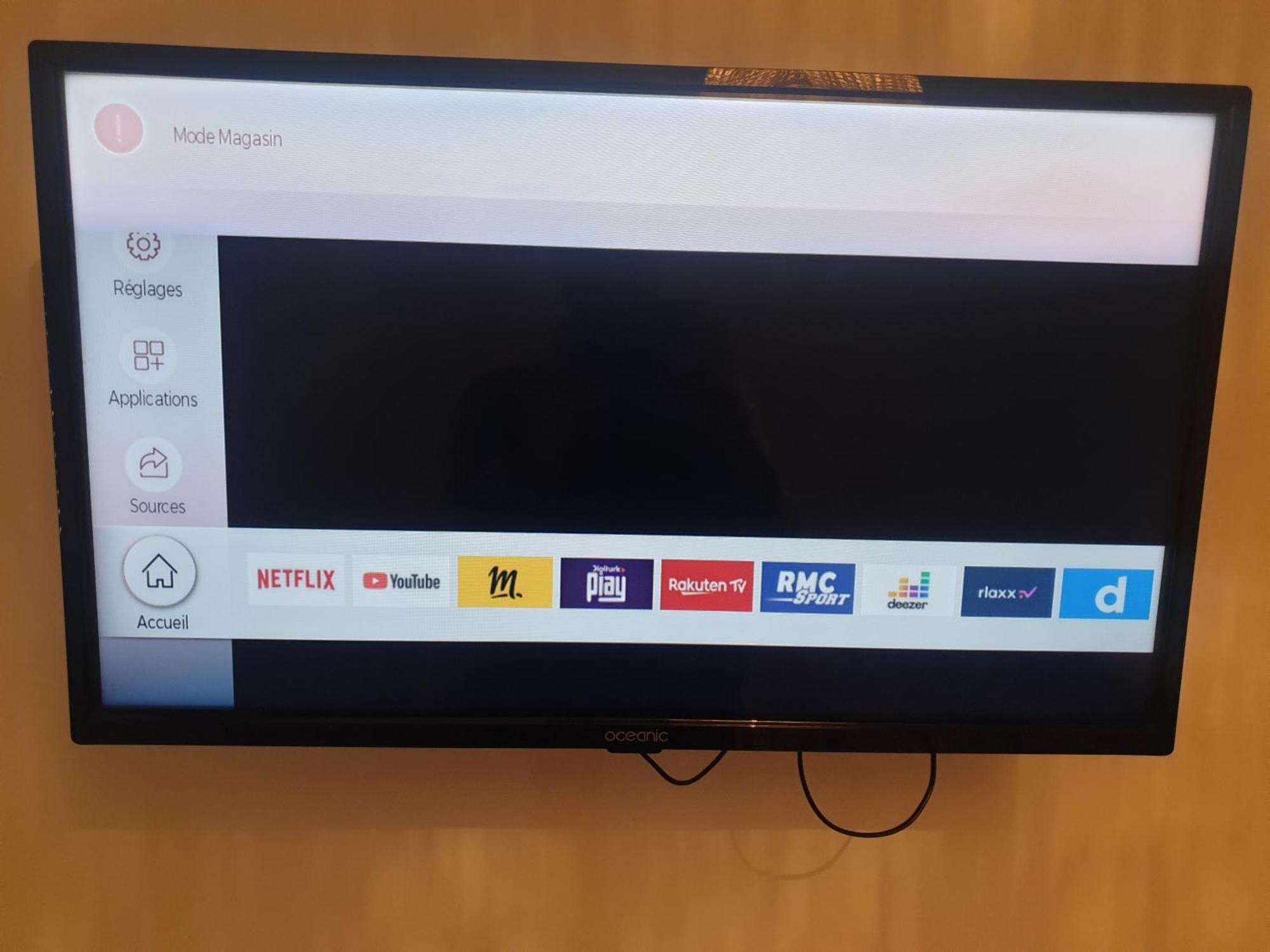 New Cheap Private Room, Kitchen , Overwieuw Sea,Tram On Spot, 12 Minutes From Nice Train Station With Tram , Beach In 17 Min Tram , Chambre Privee Pas Cher, Cuisine Equipee , Tram Sur Place, Apercu Mer, 12 Min De La Gare De Nice Avec Le Tram, 17 Min חדר תמונה